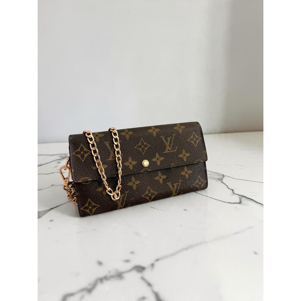 Louis Vuitton Sarah Wallet on Chain w/ COA - Picture 12 of 13